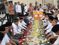 Wakil Gubernur Aceh bersama Bupati/Wali Kota Buka Puasa Bersama di Masjid Raya Baiturrahman