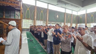 Polda Aceh Gelar Shalat Gaib untuk Personel yang Gugur dalam Tugas di Way Kanan