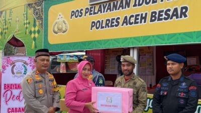 Kapolres Aceh Besar Bersama Ketua Bhayangkari Kunjungi Pos Pam Dan Pos Yan Ops Ketupat Seulawah 2025
