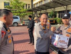 Jelang Hari Raya Idul Fitri, Kapolresta Banda Aceh Berikan Bingkisan Lebaran Untuk Personel dan ASN dan Bilal Masjid