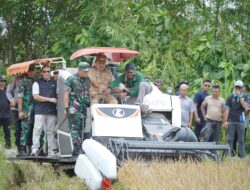 Bupati TRK Ikuti Panen Raya Padi Serentak 14 Provinsi secara Daring