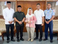Bupati Aceh Besar Antar Keberangkatan Ketua Komisi IV DPR RI di Bandara SIM