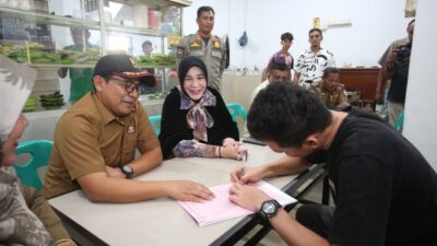 Wali Kota Illiza Pimpin Penertiban Tempat Usaha yang Langgar GSB