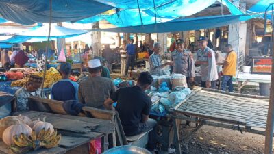 Sat Binmas Polres Aceh Besar Gencarkan Sambangi di Pasar Tradisional