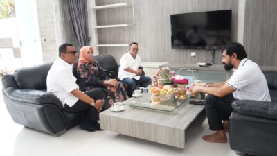 Suasana Penuh Keakraban, Gubernur dan Wakil Gubernur Terima Silaturahmi Kajati Aceh