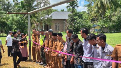 Warga Gampong Padang Jawa Adakan Peusijuek Aset dan Lapangan Bola Kaki