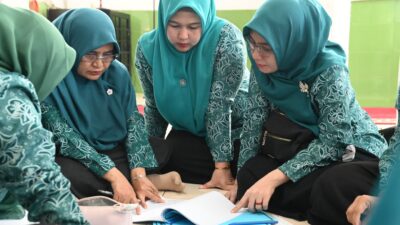 Ketua TP PKK Aceh Besar Tinjau Kesiapan Beuradeun ikuti Lomba Gampong Tingkat Provinsi