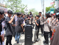 Polres Aceh Barat Lakukan Pengamanan Aksi Damai Mahasiswa Desak Evaluasi Kemenag