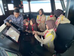 Joy Sailing Pramuka Saka Bahari Tanamkan Semangat Maritim