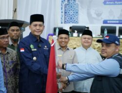 Lepas JCH Kloter 6 Aceh, Bupati H. Mirwan MS: Jaga Kesehatan dan Kesabaran selama di Tanah Suci