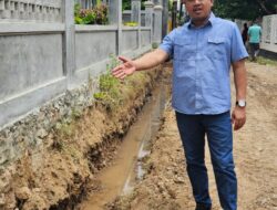 Daniel Abdul Wahab Advokasi Pembangunan Drainase dan Jalan di Perbatasan Lamdom-Bathoh