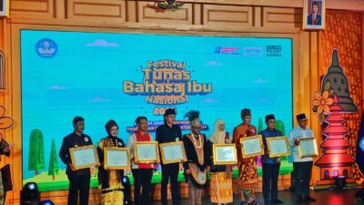 Pemkab Aceh Besar Terima Penghargaan Revitalisasi Bahasa Daerah Tingkat Nasional