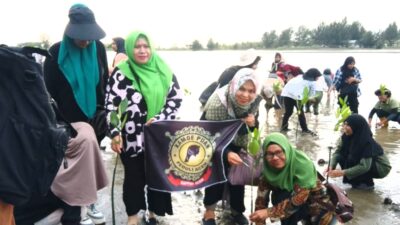 KaPPAh Aceh Ikut Tanam Manggrove Pada Peringati Hari Keanekaragaman Hayati Internasional