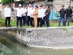Pastikan Distribusi Air Merata, Bupati Aceh Besar Tinjau Irigasi Pertanian di Dua Kecamatan