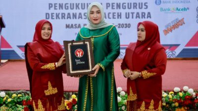 Hadiri Pengukuhan Pengurus Dekranasda Aceh Utara, Marlina Muzakir Ucapkan Selamat