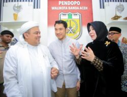 Wali Kota Illiza Dikunjungi Habib Rizieq, Ini Doa Imam Besar untuk Banda Aceh