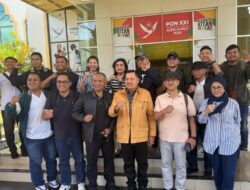 Bupati TRK Sambut Kedatangan Tim Kesehatan Rasuna Medical Center Jakarta di Bandara SIM