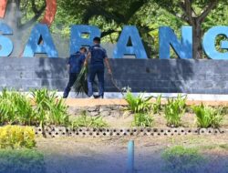 Prajurit Lanud MUS Bersihkan Taman I Love Sabang