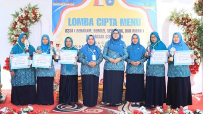 Ketua TP-PKK Nagan Raya Buka Lomba Masak Serba Ikan dan B2SA di Kuala Pesisir