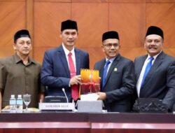 Plt Sekda Aceh Sampaikan Raqan RPJMA 2025-2029 di Rapat Paripurna DPRA