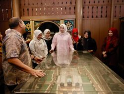 Kunjungi Anjungan Aceh di TMII, Ketua Dekranasda Aceh Dorong Penguatan Peran Seni dan Budaya Aceh