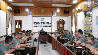Kasdim 0101/KBA Ajak Para Perwira Tingkatkan Profesionalisme dan Loyalitas