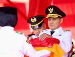 Dipimpin Wakil Gubernur Aceh, Upacara Penurunan Bendera di Blang Padang Berlangsung Khidmat