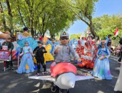 Ratusan Siswa TK di Sabang Meriahkan Pawai Karnaval HUT ke-80 RI
