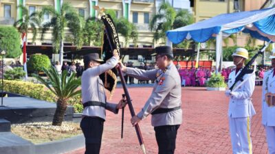 Brigjen Marzuki Ali Basyah dan Irjen Achmad Kartiko Serah Terima Pataka Machdum Sakti