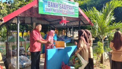SMPN 2 Sabang Wujudkan Sekolah Bersih Lewat Bank Sampah