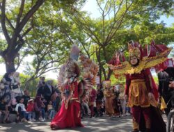 Berlangsung Sukses, Ribuan Warga Saksikan Pawai Karnaval Meriahkan HUT Ke-80 RI di Banda Aceh