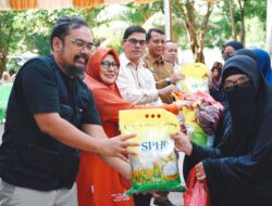 UIN Ar-Raniry Gelar Gerakan Pangan Murah, Ratusan Paket Sembako Disalurkan