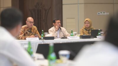 Wakil Gubernur Fadhullah Gelar Pertemuan Bersama Komisi VI DPR RI di Banda Aceh