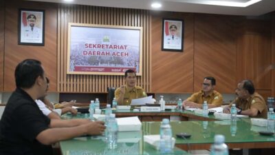 Sekda Aceh Pimpin Rapat Tindak Lanjut Pengelolaan 1630 Sumur Minyak Masyarakat