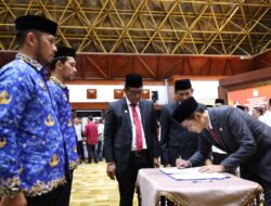 Sekda M Nasir Lantik 290 Pejabat Eselon III dan IV di Lingkungan Pemerintah Aceh, Ini Pesannya