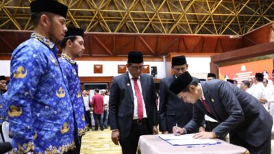 Sekda M Nasir Lantik 290 Pejabat Eselon III dan IV di Lingkungan Pemerintah Aceh, Ini Pesannya