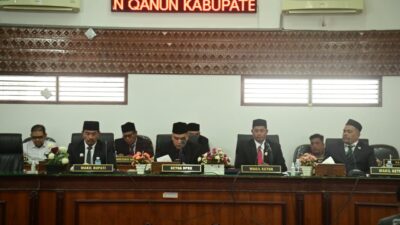 Pemkab Aceh Besar Terima Pemandangan Umum Fraksi DPRK Tentang Raqan APBK-P 2025