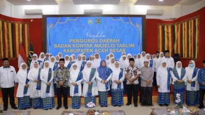 Hadiri Pengukuhan PD BKMT Aceh Besar Periode 2024-2029, Ini Harapan Wabup Syukri