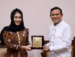 Wagub Aceh Sambut Kedatangan Wakil Menteri Kependudukan dan Pembangunan Keluarga