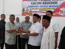 Aidil Azhary Daftarkan Diri Calon Keuchik Gampong Geuceu Meunara