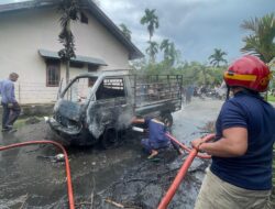 Mobil Pick Up Ludes Terbakar di Kota Jantho, Api Berasal dari Mesin
