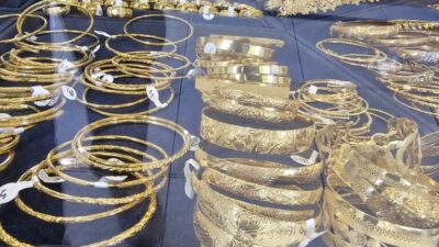 Harga Emas di Sabang Belum Stabil, Transaksi Penjualan Mendominasi