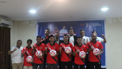 Dibuka Anggota DPRA Dek Fan, 26 Pelatih Sepakbola Aceh Ikut Kursus Lisensi C Diploma PSSI