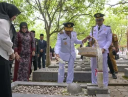 Wagub Aceh Pimpin Ziarah Hari Pahlawan di TMP Banda Aceh
