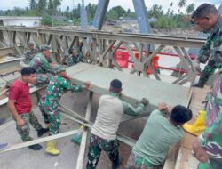 Progres Capai 80 Persen, Prajurit TNI dan Kementerian PU Pacu Pembangunan Jembatan Bailey Kuta Blang