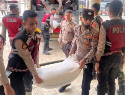 Polres Pijay Salurkan Bantuan 20 Ton Beras dan Minyak Goreng untuk Korban Banjir di Dua Kecamatan