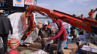 Bantuan Kemanusiaan Aceh Besar Tiba di Pelabuhan Kuala Langsa