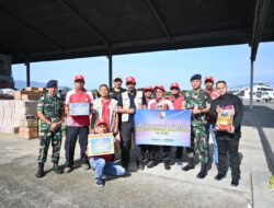 Lanud Maimun Saleh Serahkan Bantuan untuk Korban Banjir Aceh