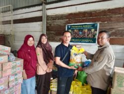 Kasi Humas Polres Nagan Raya Terima Titipan Bantuan Kemanusiaan untuk Korban Banjir Bandang Beutong Ateuh