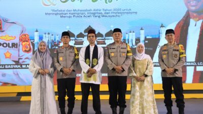 Ustaz Abdul Somad Sampaikan Tausiah Trauma Healing Melalui Pendekatan Religi di Polda Aceh